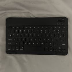 iPad Keyboard Bluetooth 