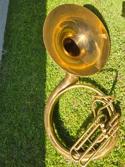Tuba sousaphone