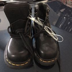 Dr Martens boy