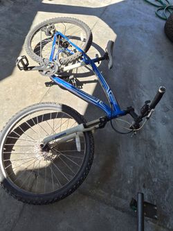 Specialized bike size 26