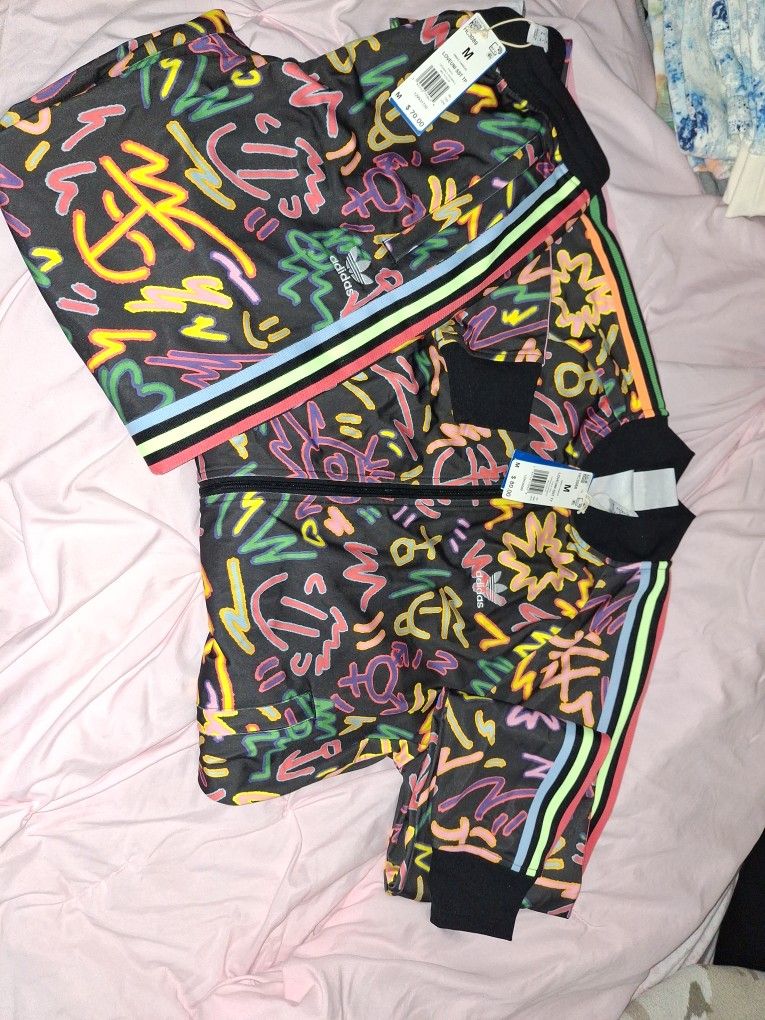 Mens Adidas Tracksuit Size Medium BEST OFFER