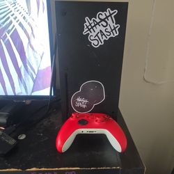 1TB Xbox Series X +100 Owned Digital Games & Red/White Controller