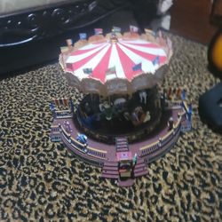 Mr. Christmas Mary-go-round