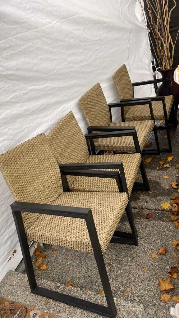 ALL WEATHER EXTERIOR/INTERIOR CHAIRS