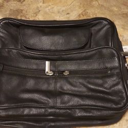 Wilson Leather Toiletry Bag