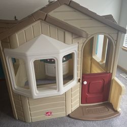 Step 2 Welcome Home Playhouse