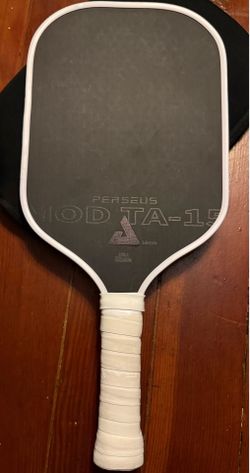 Pickleball Paddle Joola