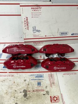 Hyundai Genesis Brembo Calipers