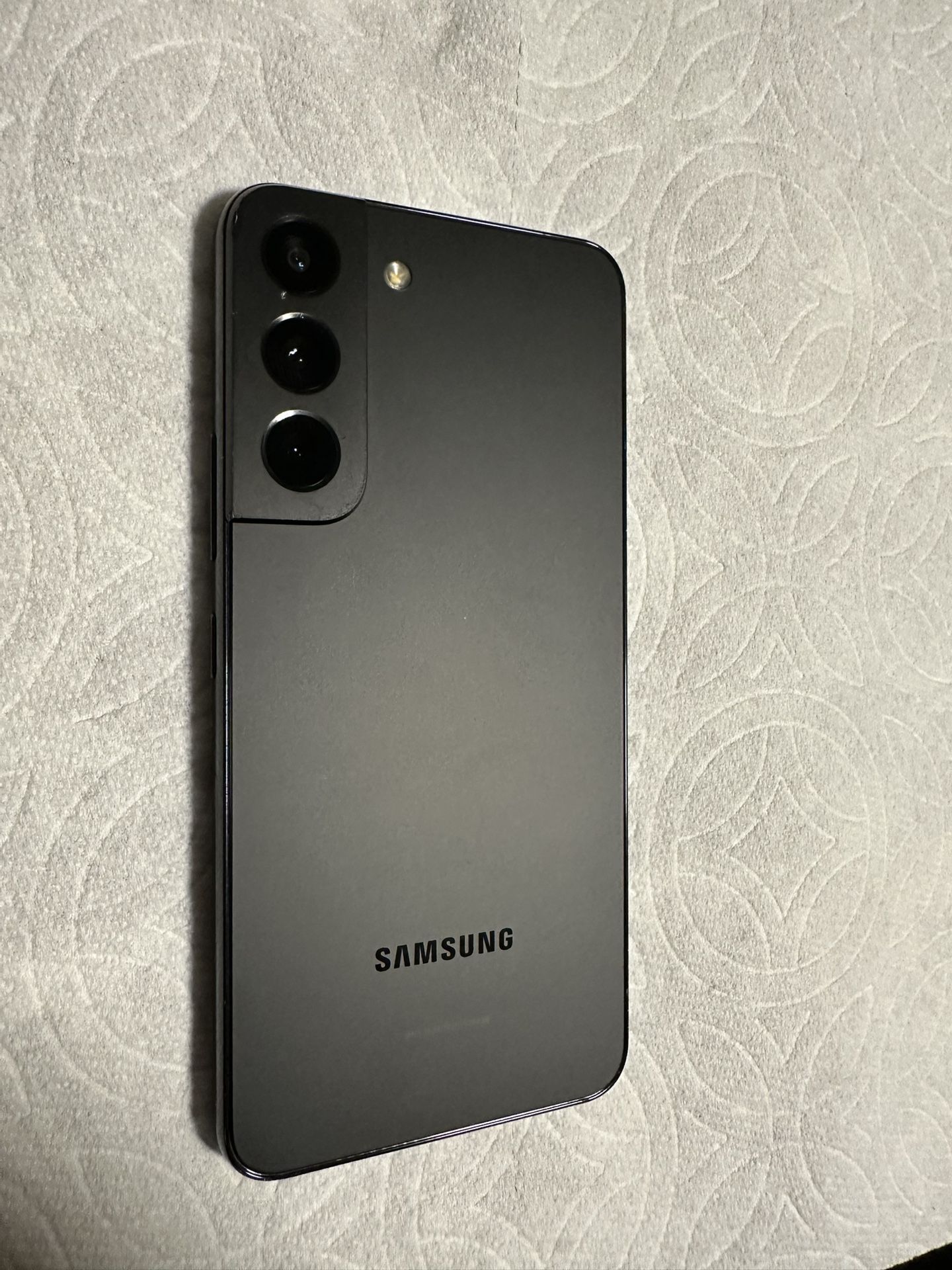 Galaxy S22 (128GB)