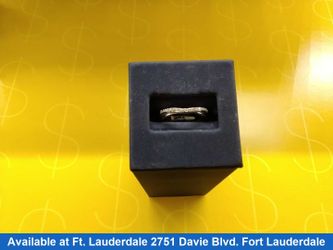 Women's Ring - Anniversary - White Gold 14k (.585) 2.4 grams Size 5.5