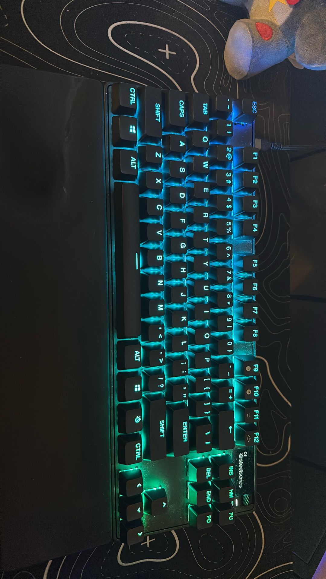 Apex Pro TKL gaming keyboard