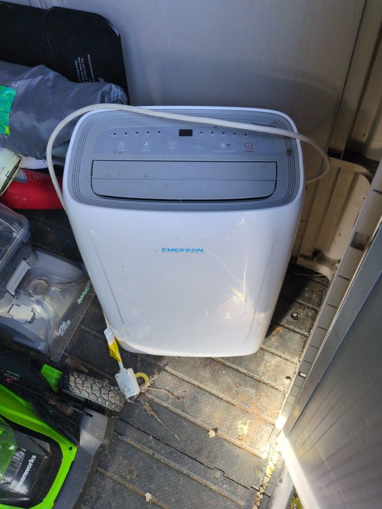 AC Unit 8000 BTU