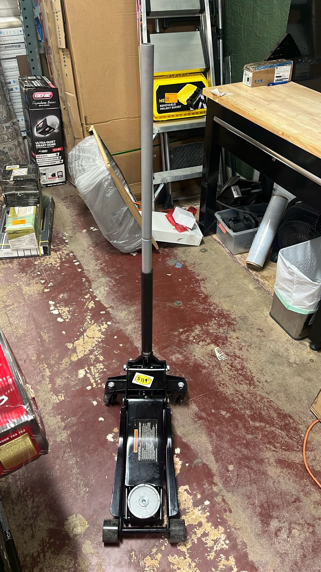 Husky 2-1/2 Ton Low Profile Floor Jack