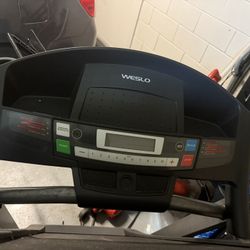 Get Fit at Home with This High-Quality Treadmill – Your Perfect Workout Buddy!