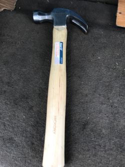 Hammer 🔨 16 oz claw hammer with hickory handle