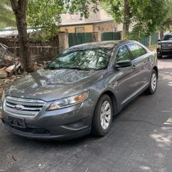 2012 Ford Taurus