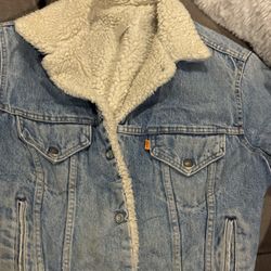 VTG LEVI'S SAN FRANCISCO USA Made Sherpa Lined Denim Jean Trucker Jacket Sz M