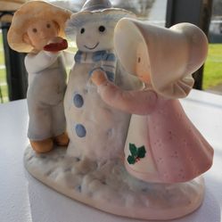 Snow Buddies Circle Of Friends 