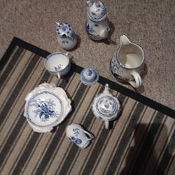 13 Pieces Of Dresden Porcelain No Chips Or Cracks  100 Dollars