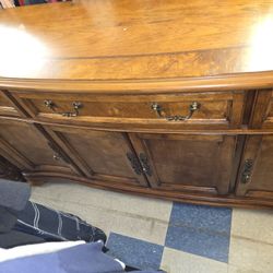 Dresser Set ( Read Description)