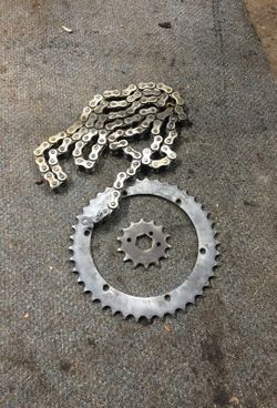 Banshee chain and sprockets