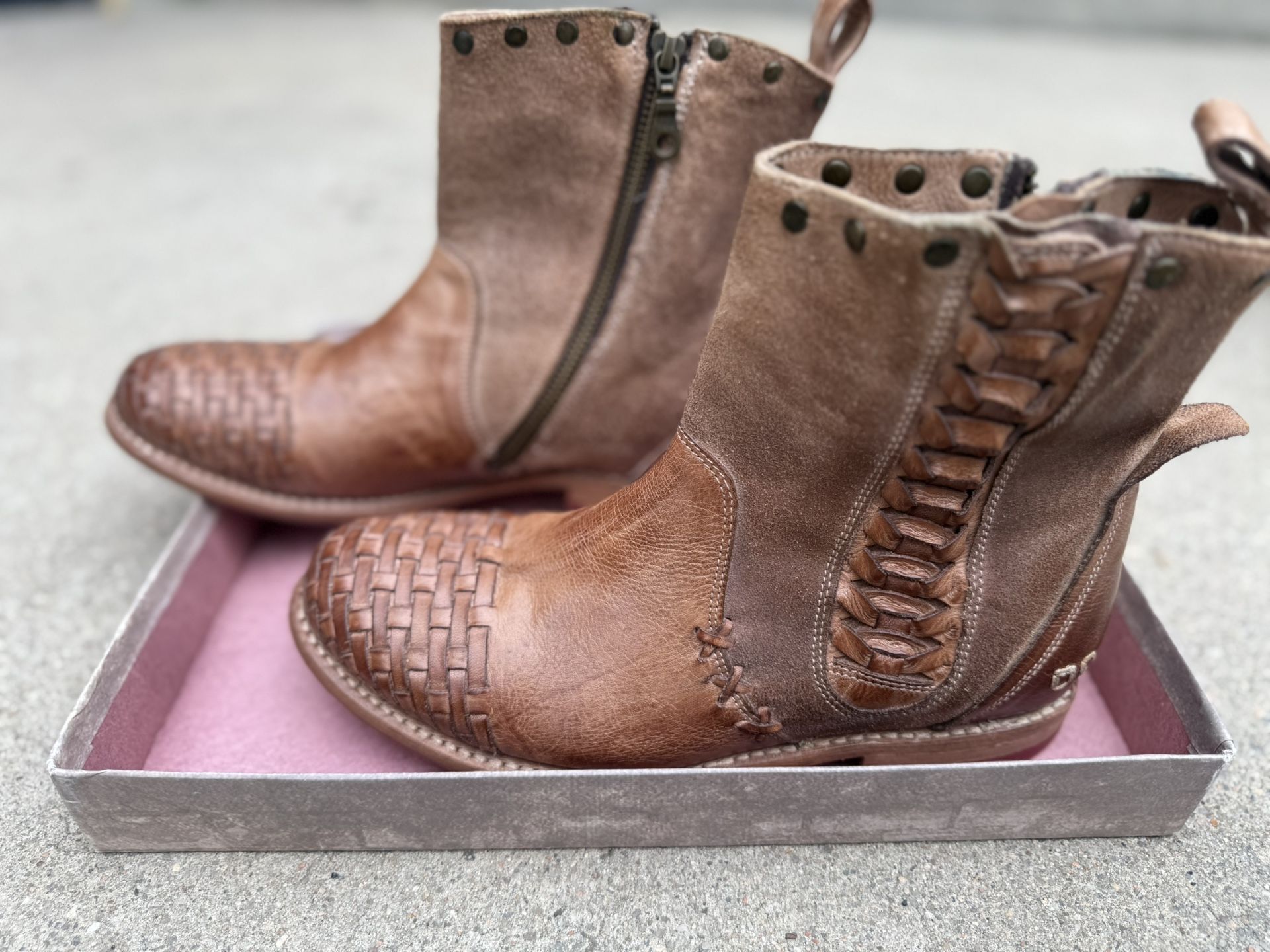 Brand New Bed Stu Becca Boots