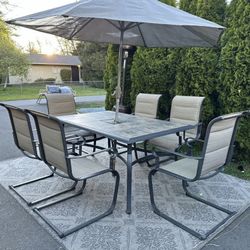 8 Piece Outdoor Dinning Table Delivery Available *