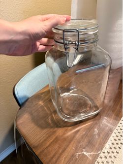 Glass storage containers