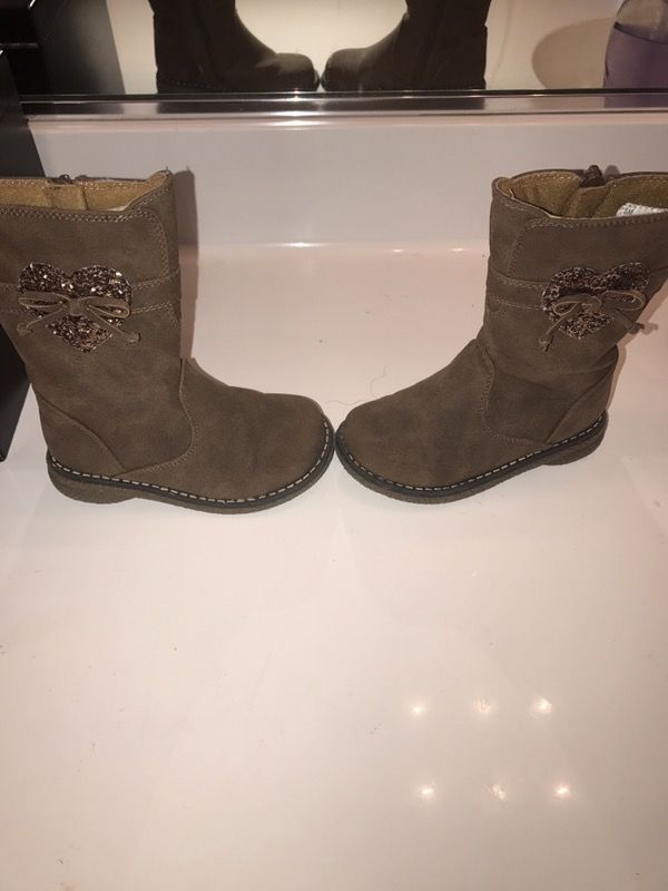 Girls Winter Boots $10 8C