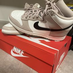 Woman’s Size 10.5 Dunks