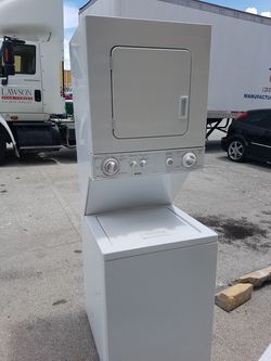 Stackable washer and dryer