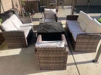 Outdoor Wicker Patio Furniture Set