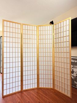 Traditional Asian-inspired design with authentic Japanese vibes. 🌿
