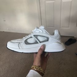 White Dior B30