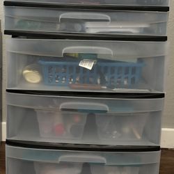 5 Tower Plastic Drawer 