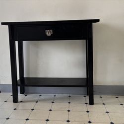 Sweet Entryway Table