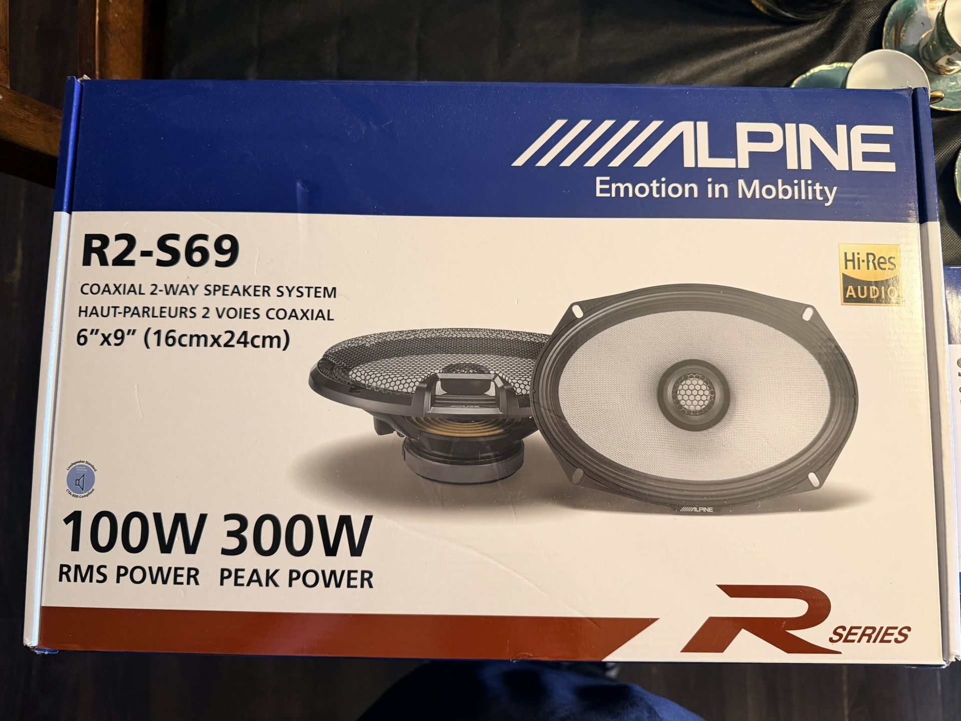 Alpine 6x9 And 6.5”