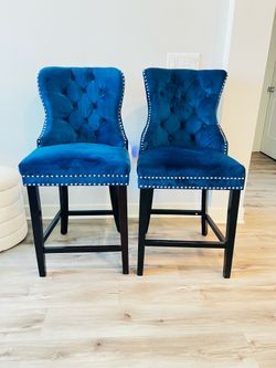Bar Height Chairs
