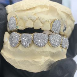 Gold With Moissanite Diamond Grills 