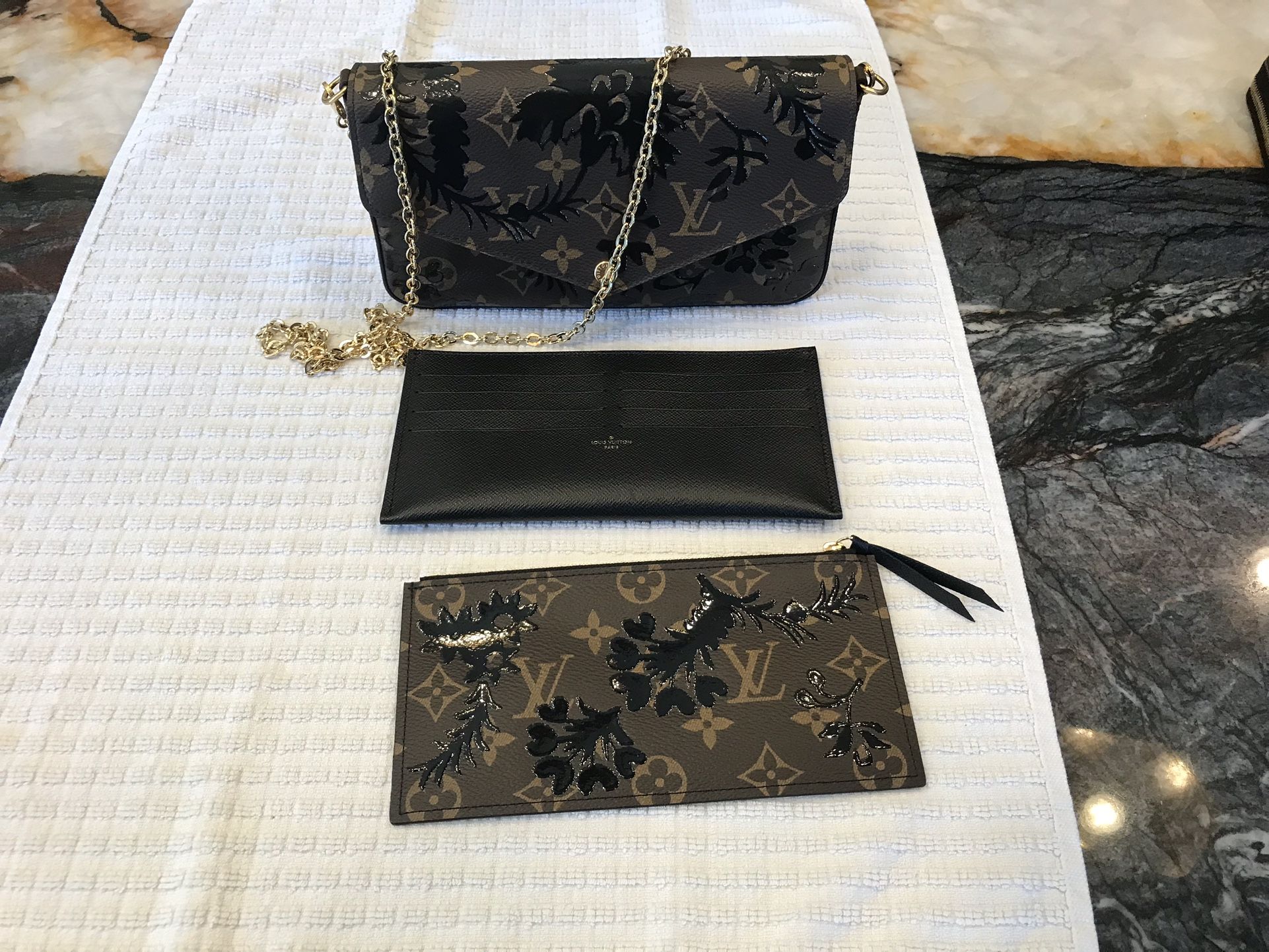 Louis Vuitton Cross Body