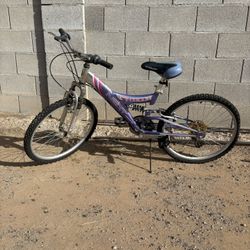 Tiara Pro Bike