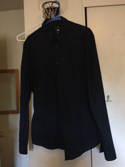 Black H&M dressing shirt XL slim fit