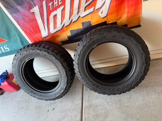 35x12.5R20 Toyo Tires