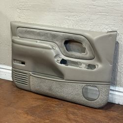 95 Up Chevy C1500 OBS Tan Driverside Door Panel 