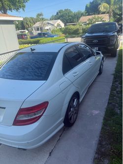 Mercedes Benz C-300