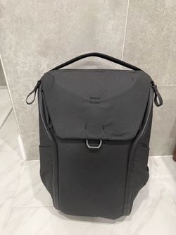 EVERYDAY BACKPACK