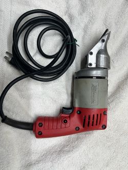 Electric Metal Cutting Shear