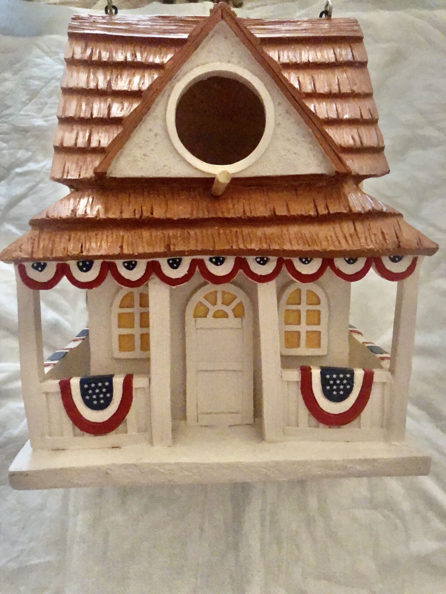 NiB AMERICANA PATRIOTIC HANGING BIRDHOUSE