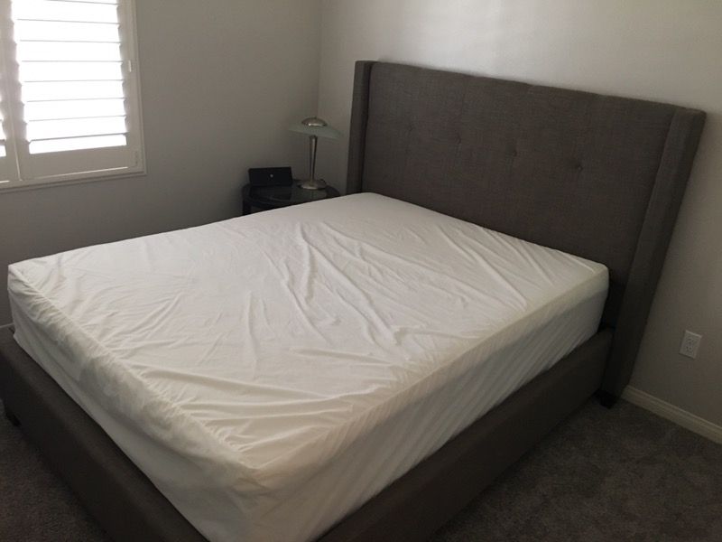 Macallister Queen Upholstered Bed & 12" NovaForm Memory Foam Queen Mattress