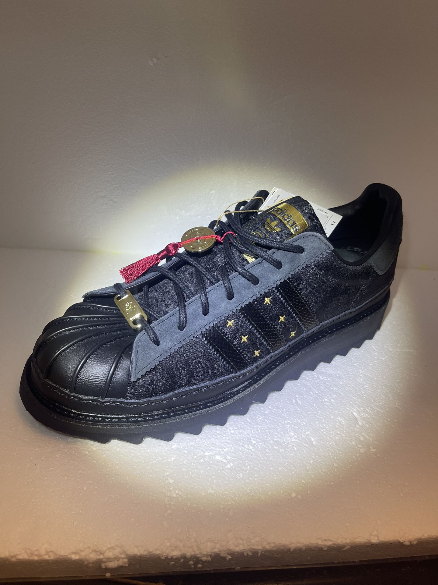 ADIDAS CHINESE NEW YEAR 2025 Clot 11.5